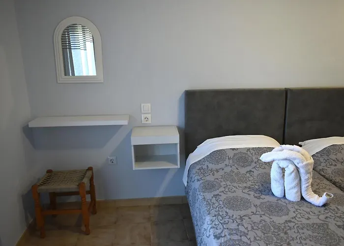 Niki 's House メガリ・アモス