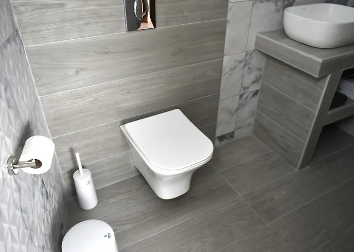 アパート Niki 's House